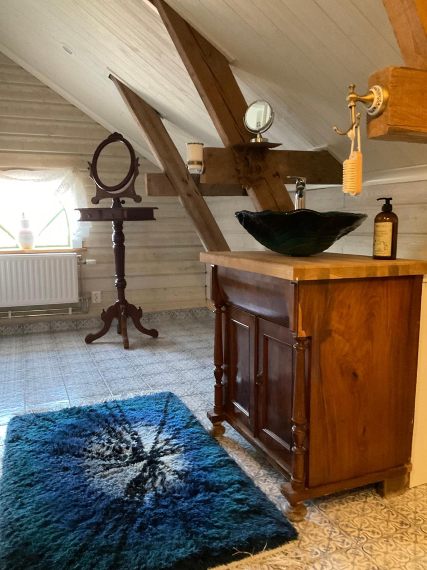 Snaellfaell Country Living - Akerbo Gard Charmigt Renoverad Flygel Kristinehamn Exteriér fotografie
