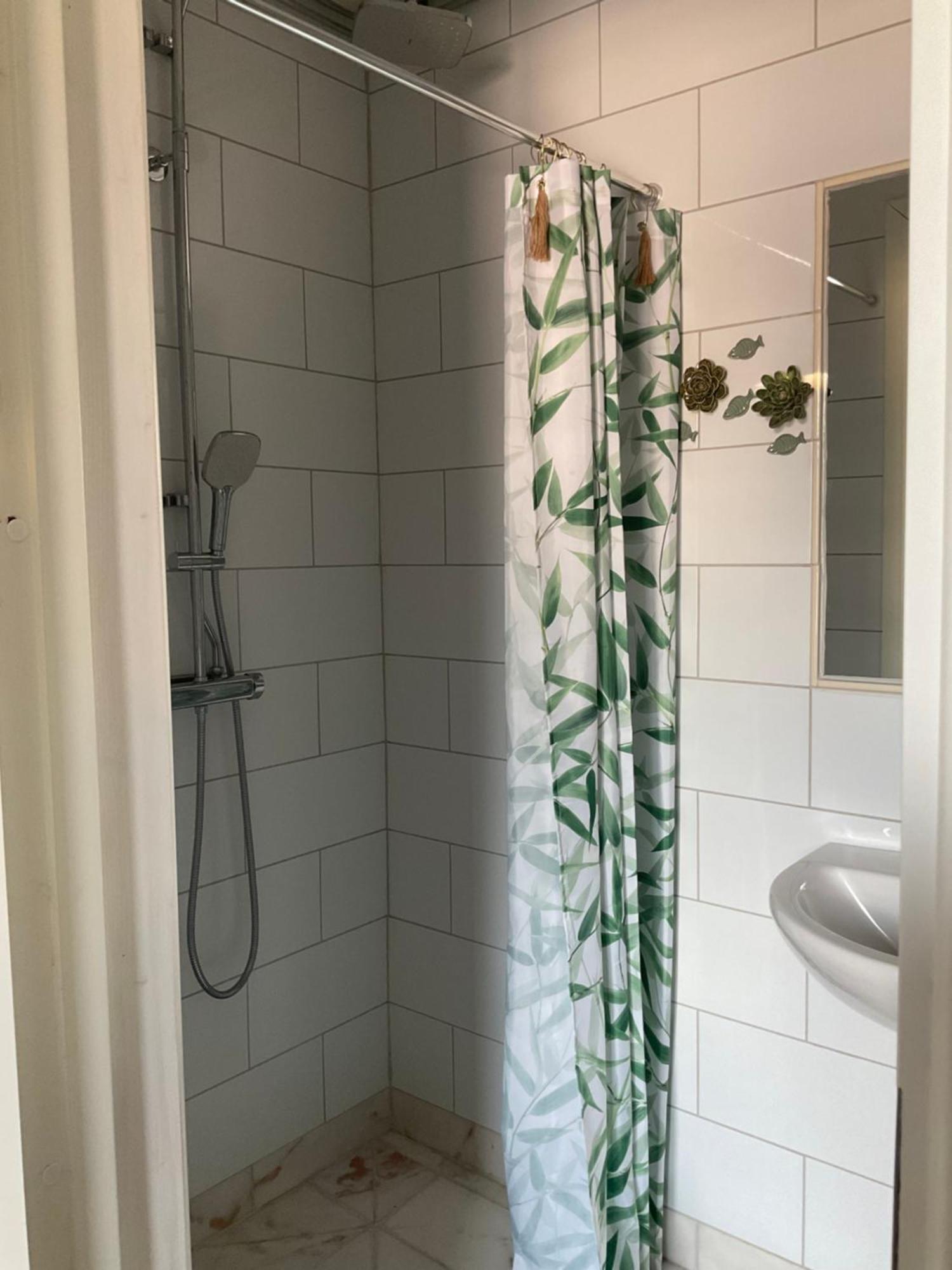 Snaellfaell Country Living - Akerbo Gard Charmigt Renoverad Flygel Kristinehamn Exteriér fotografie